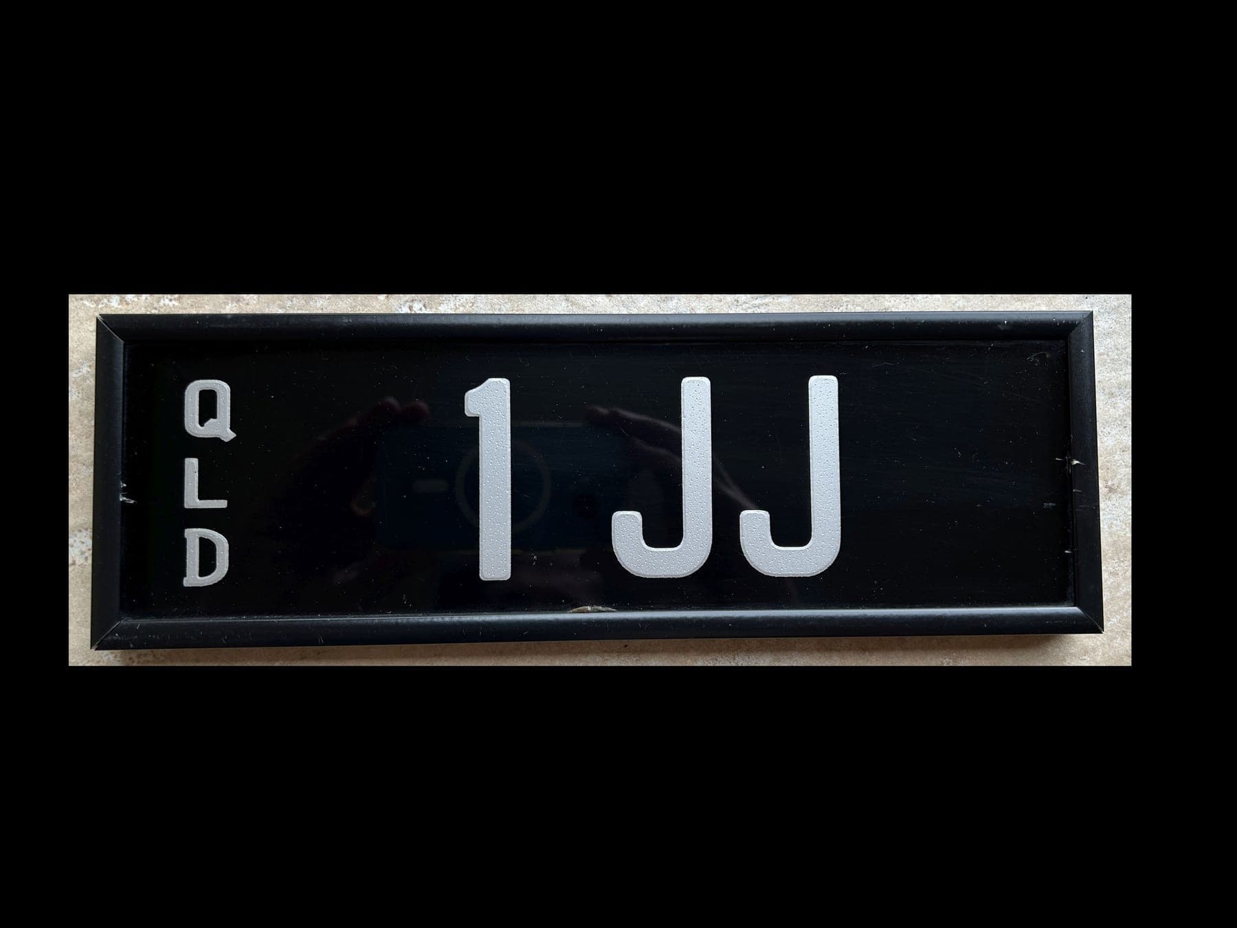 1JJ photo 1
