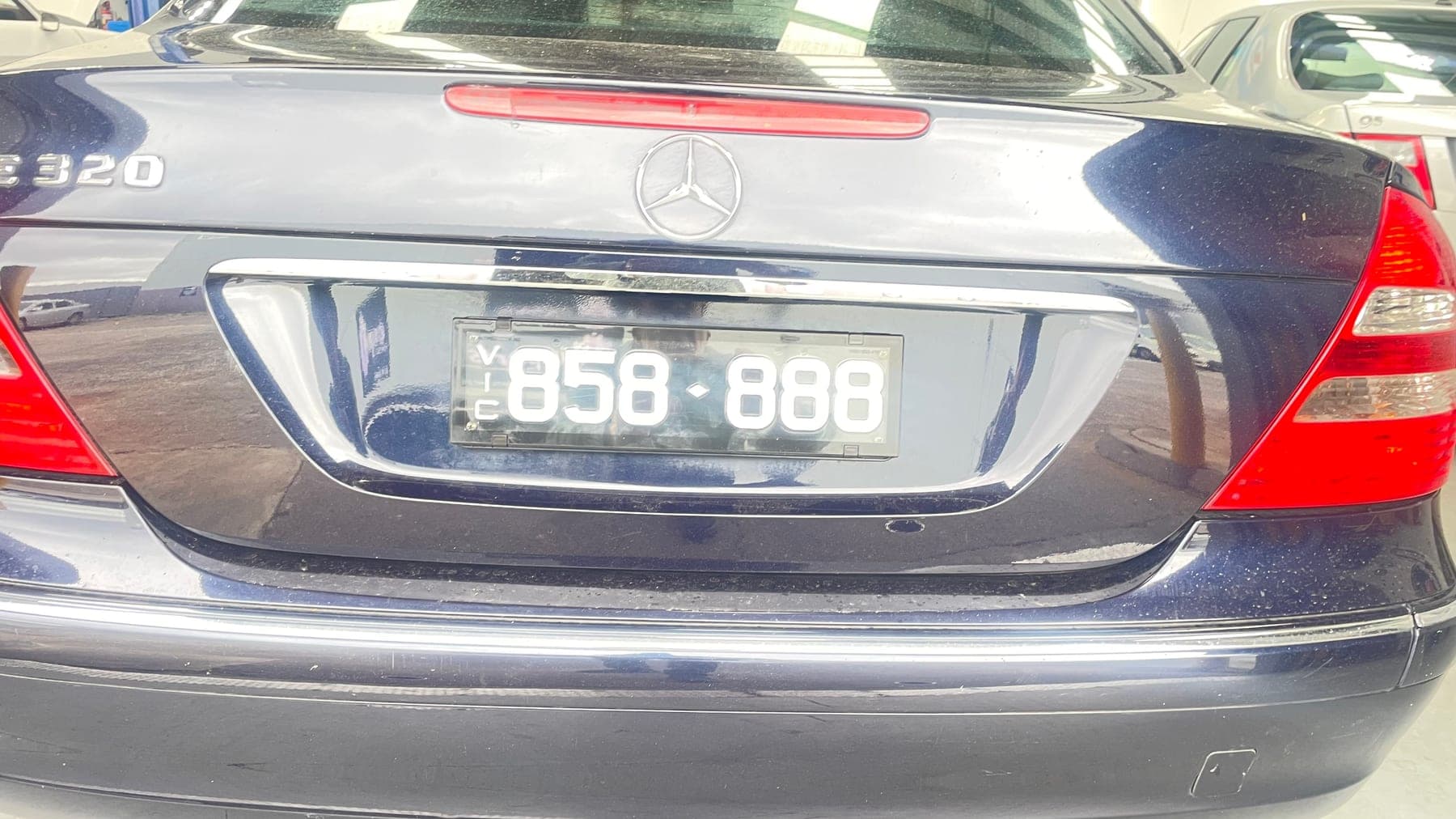 858888 photo 3