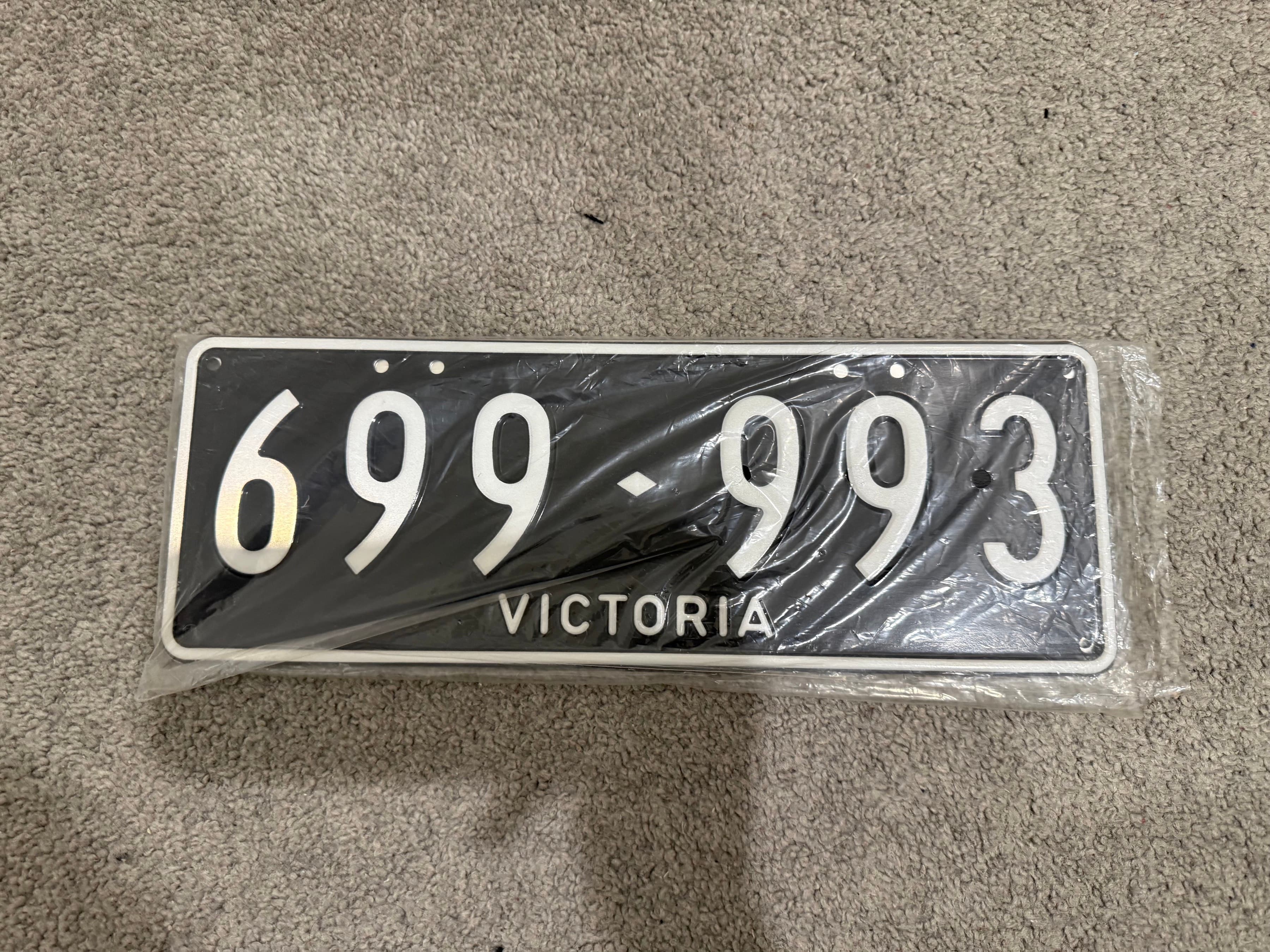 699993 photo 1