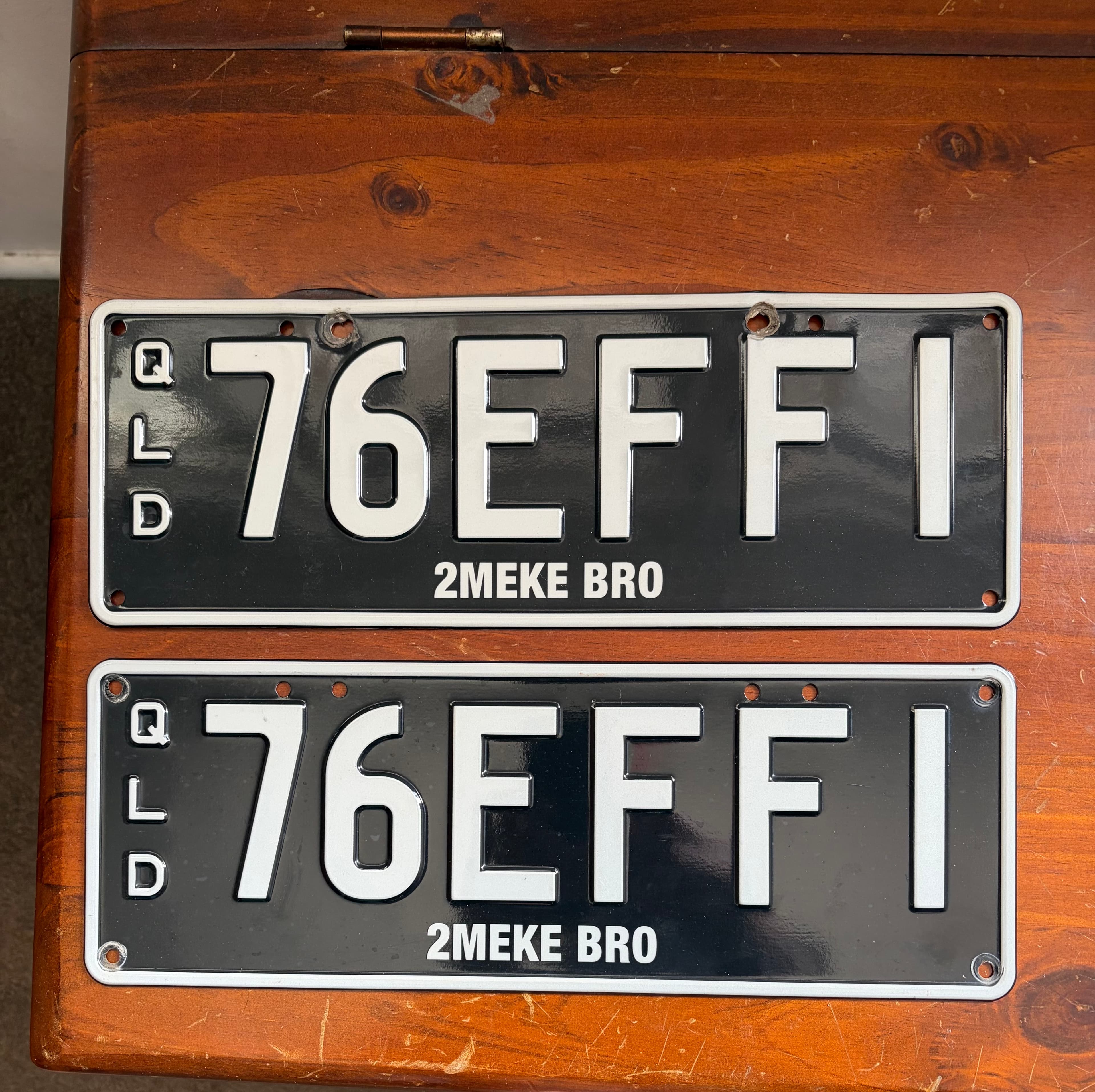 76EFF1 photo 2