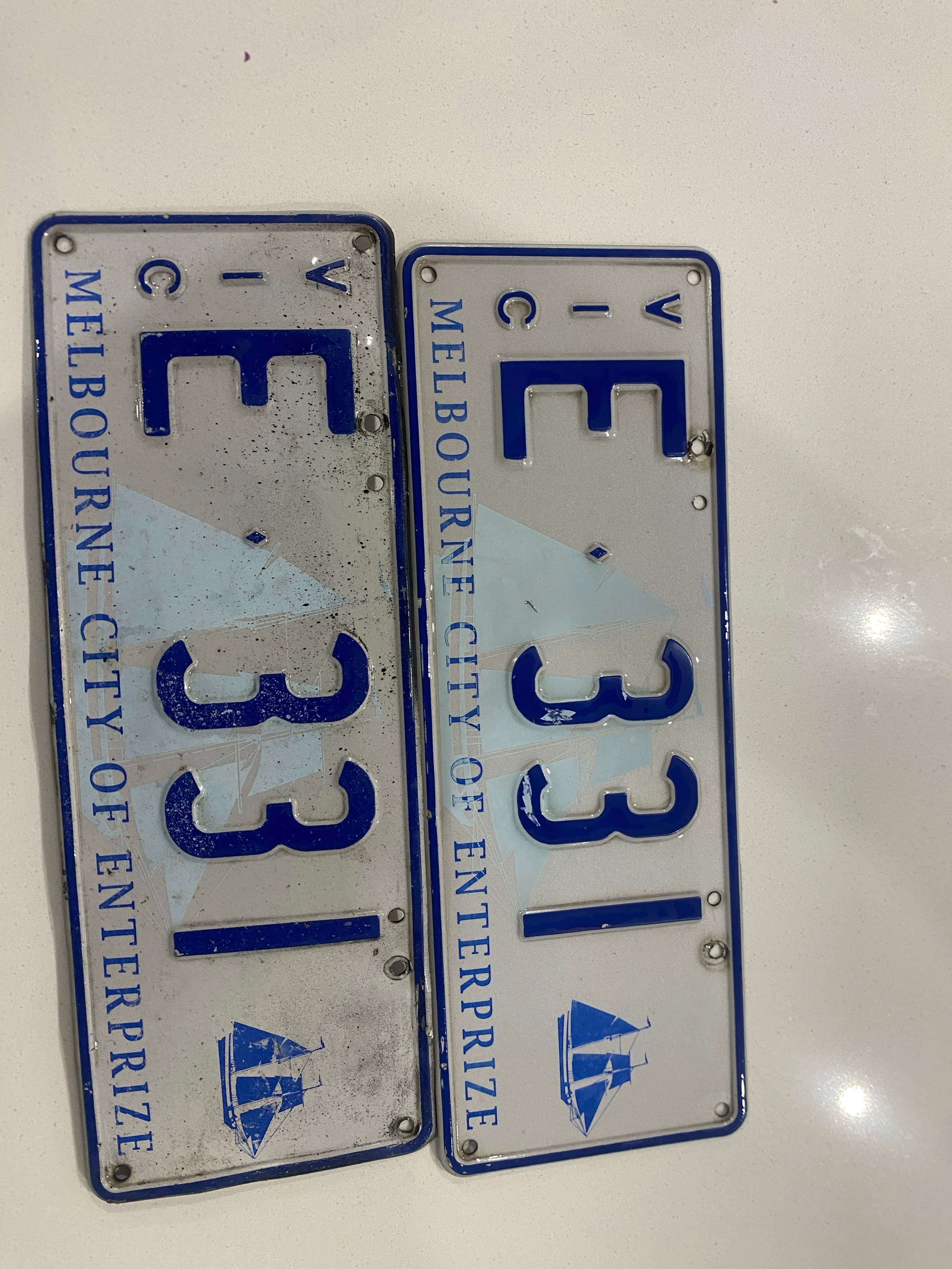 E331 photo 1