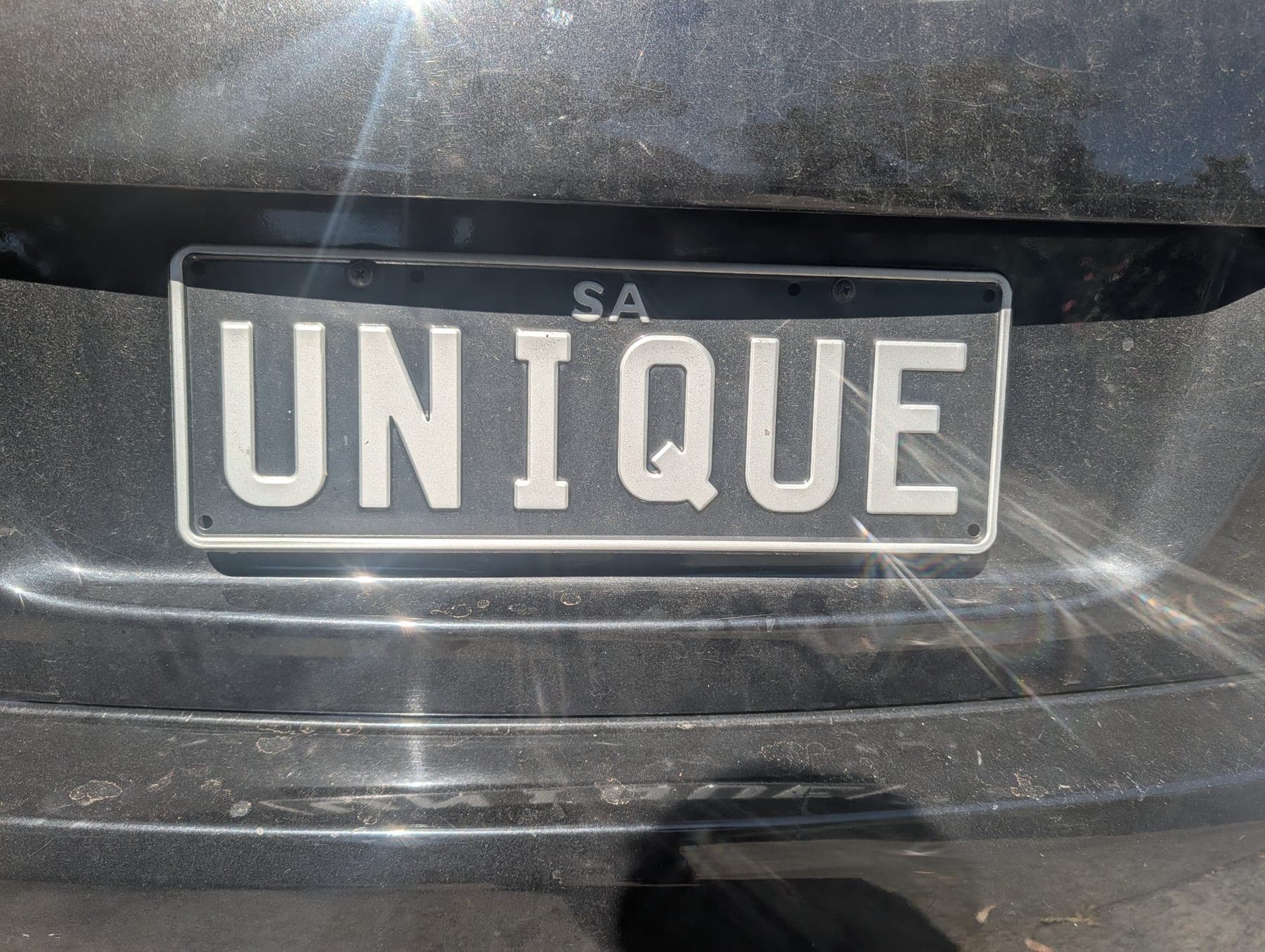 UNIQUE photo 1